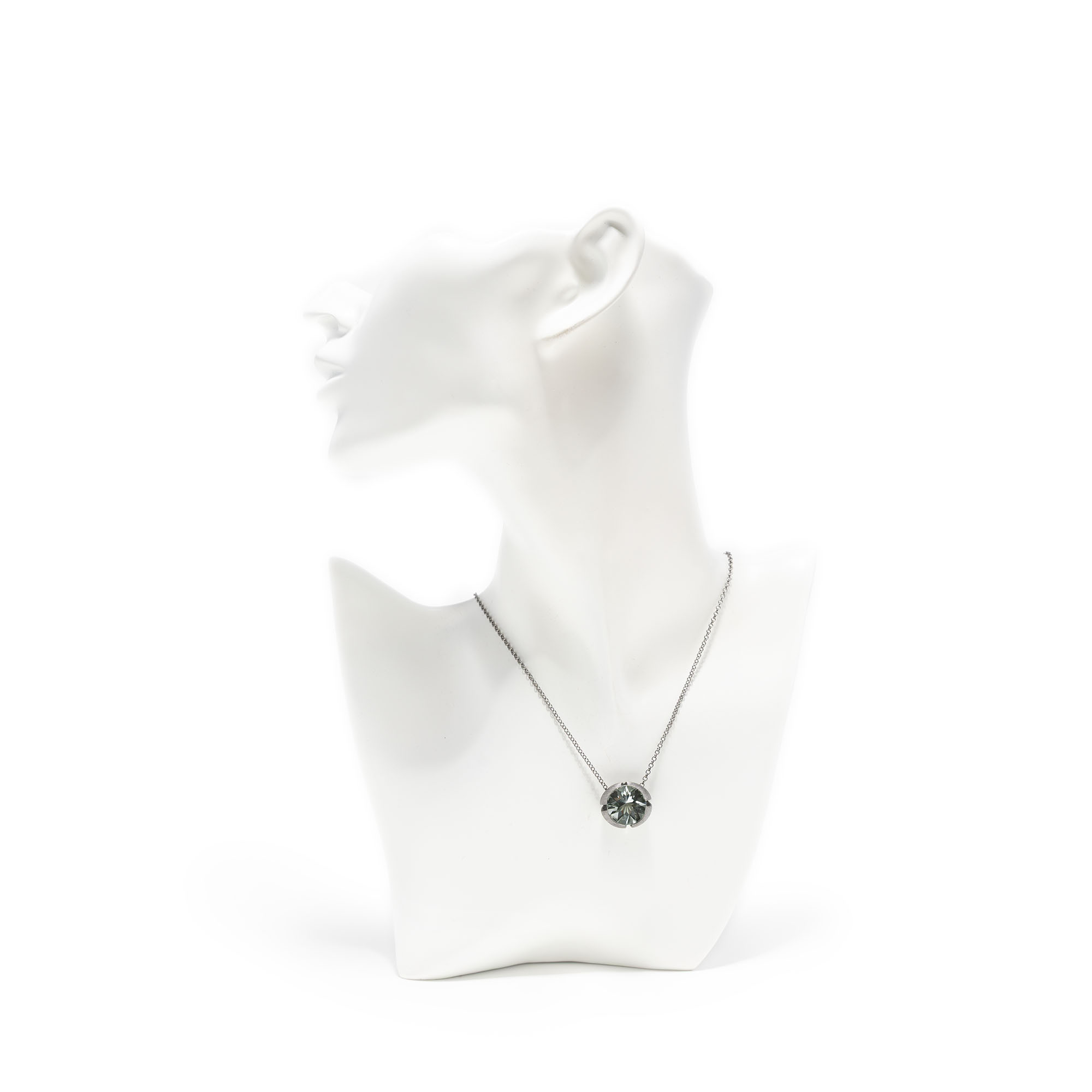 Halsschmuck "Nachtstern"