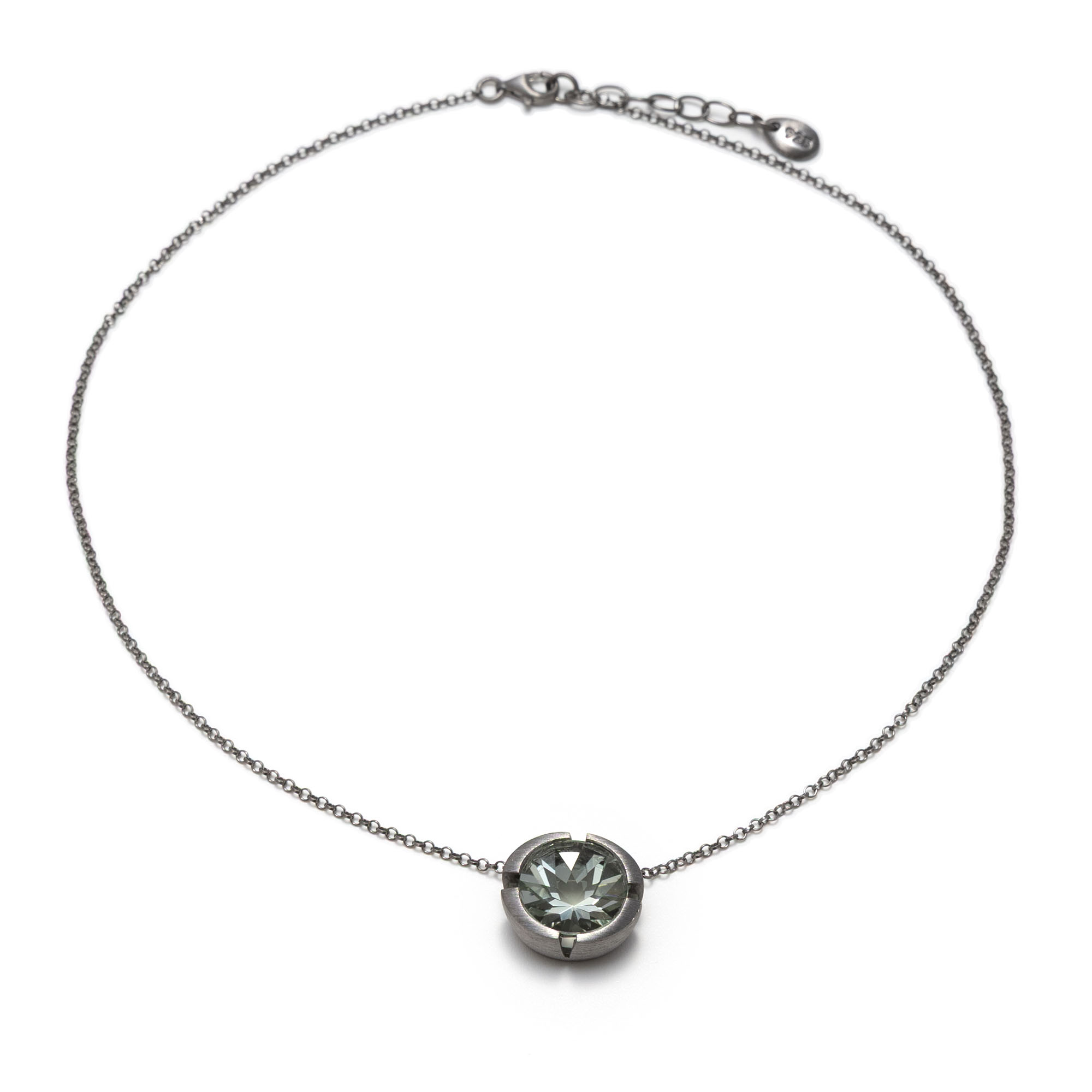 Halsschmuck "Nachtstern"